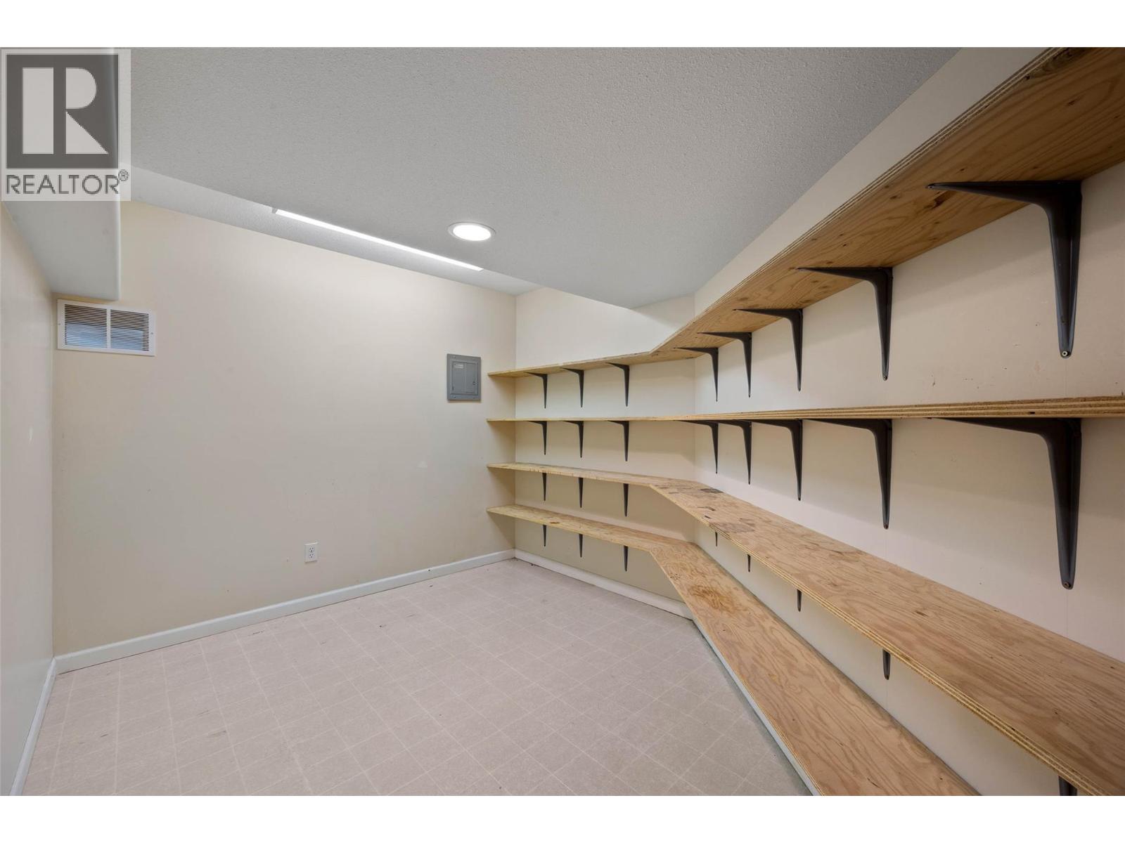 650 Harrington Road Unit# 80, Kamloops