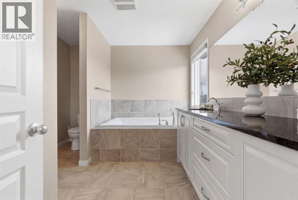 Single Family House for Sale in  Auburn Springs Close SE Auburn Bay Calgary 