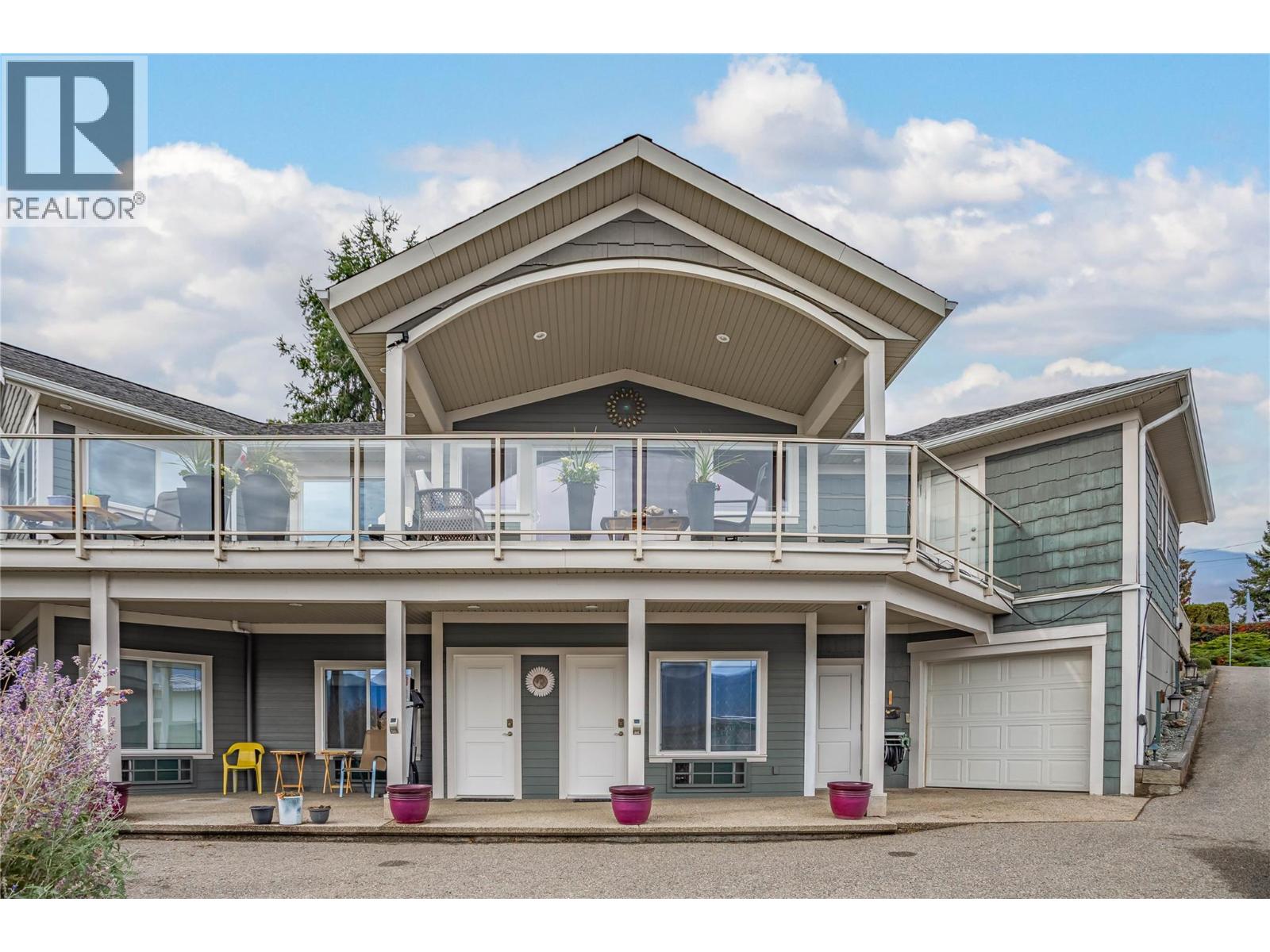 5408 Clark Street, Summerland