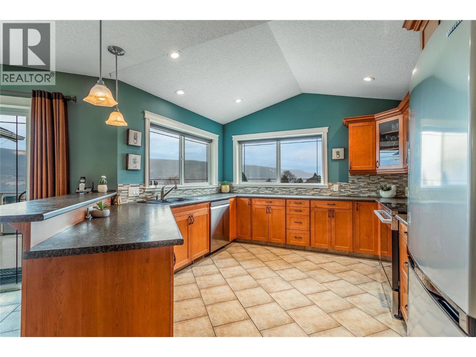 5408 Clark Street - 15