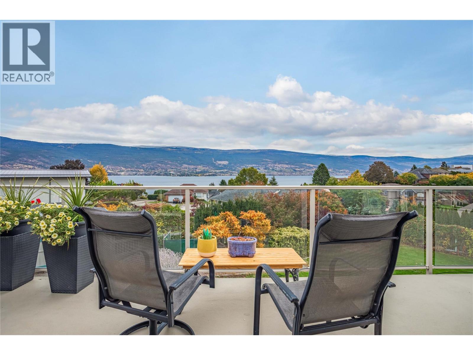 5408 Clark Street, Summerland