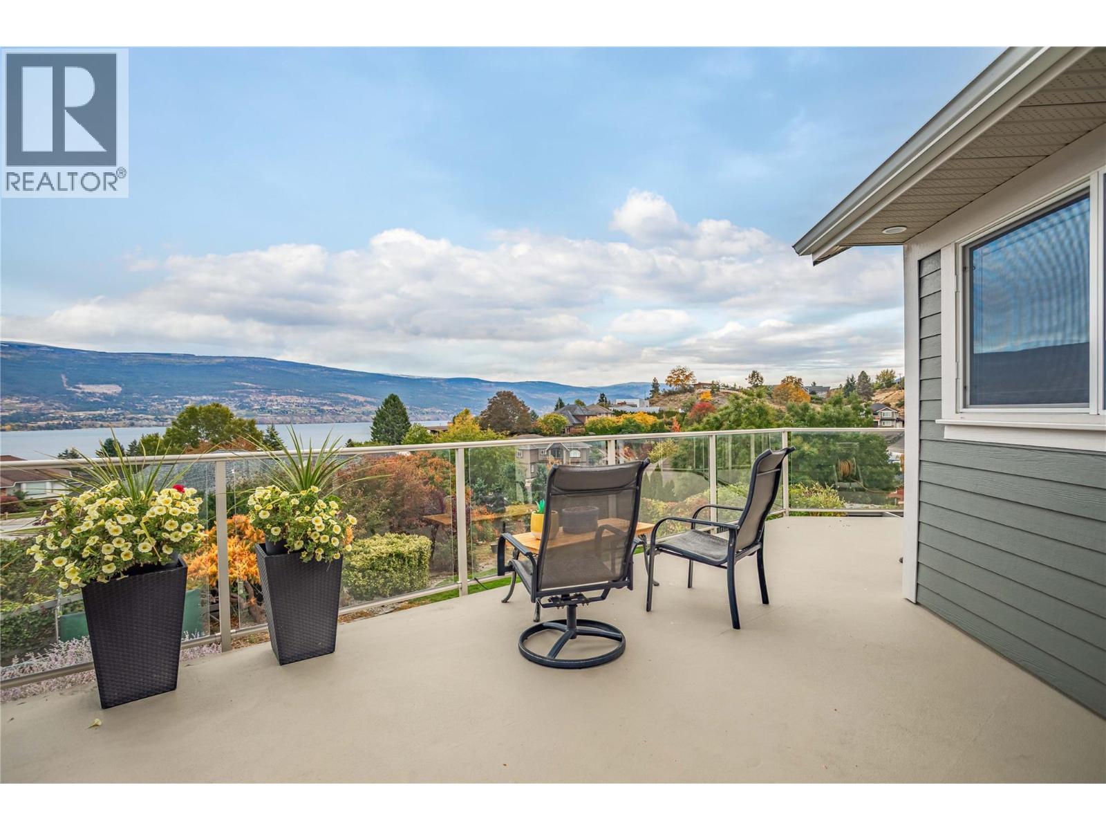5408 Clark Street, Summerland