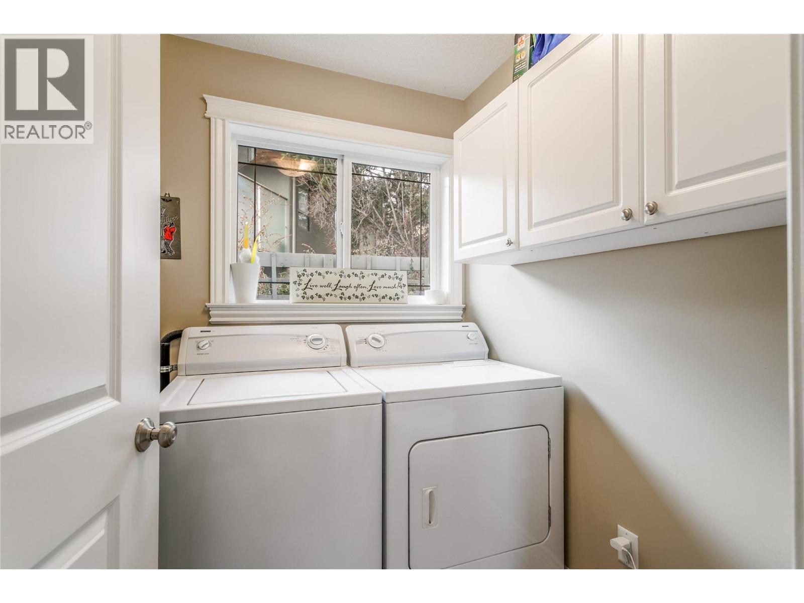 5408 Clark Street, Summerland