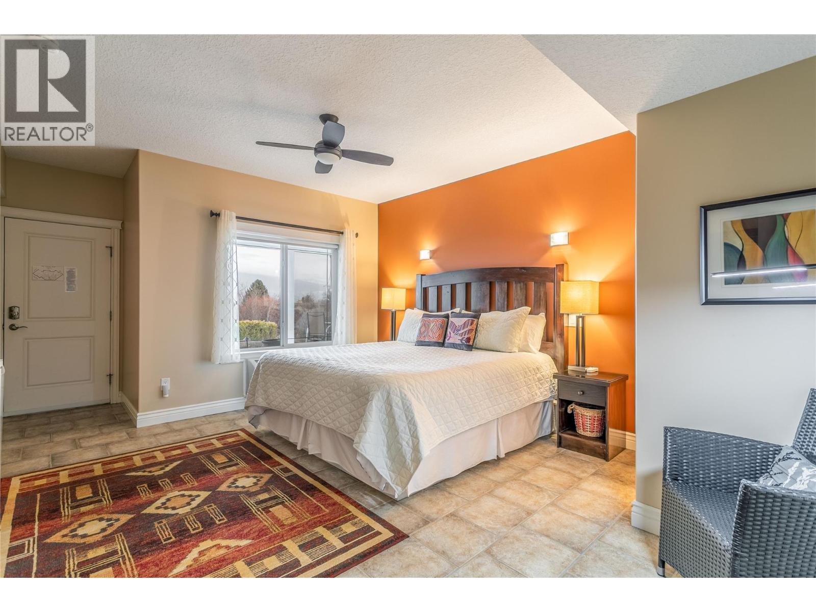 5408 Clark Street, Summerland