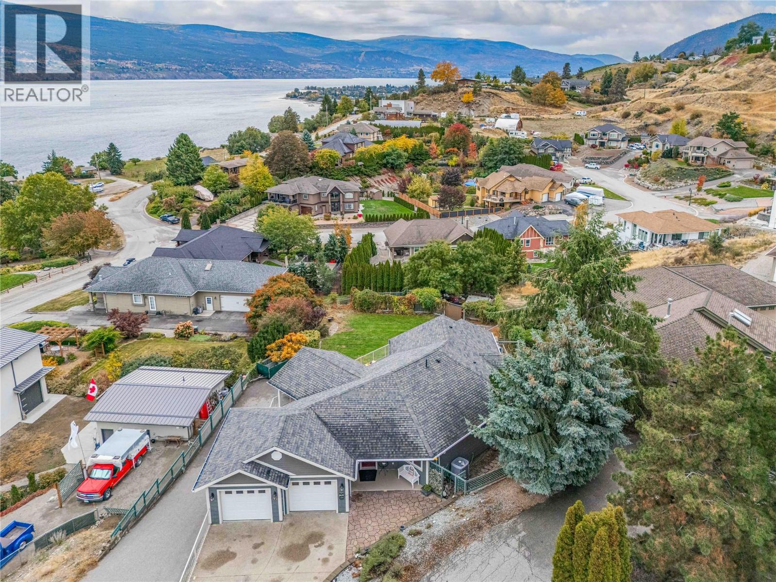 5408 Clark Street, Summerland