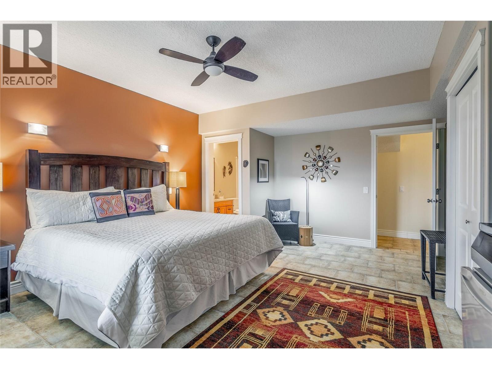 5408 Clark Street, Summerland