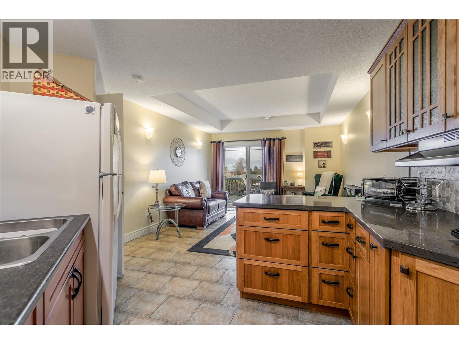 5408 Clark Street, Summerland