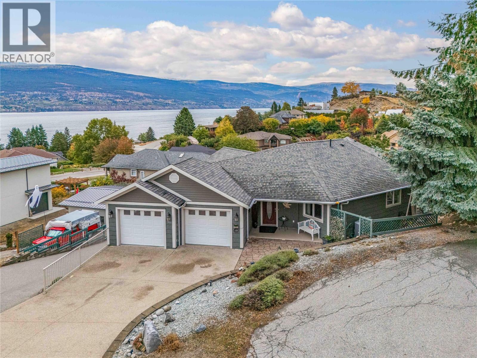 5408 Clark Street, Summerland