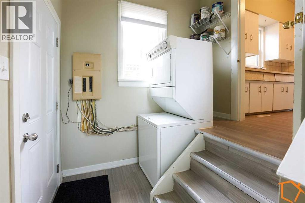 Single Family House Bungalow for Sale in   Street S Victoria Park Lethbridge 