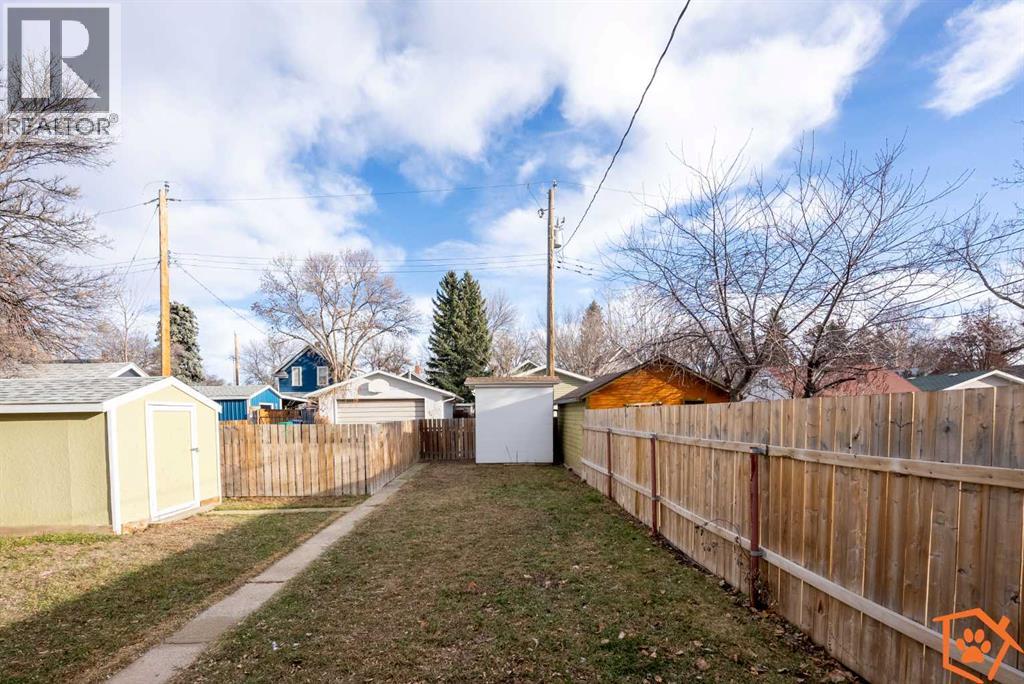 Single Family House Bungalow for Sale in   Street S Victoria Park Lethbridge 