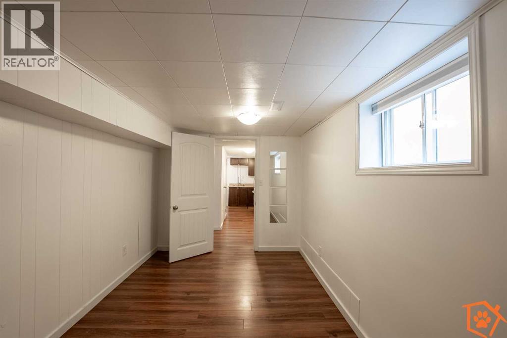 Single Family House Bungalow for Sale in   Street S Victoria Park Lethbridge 