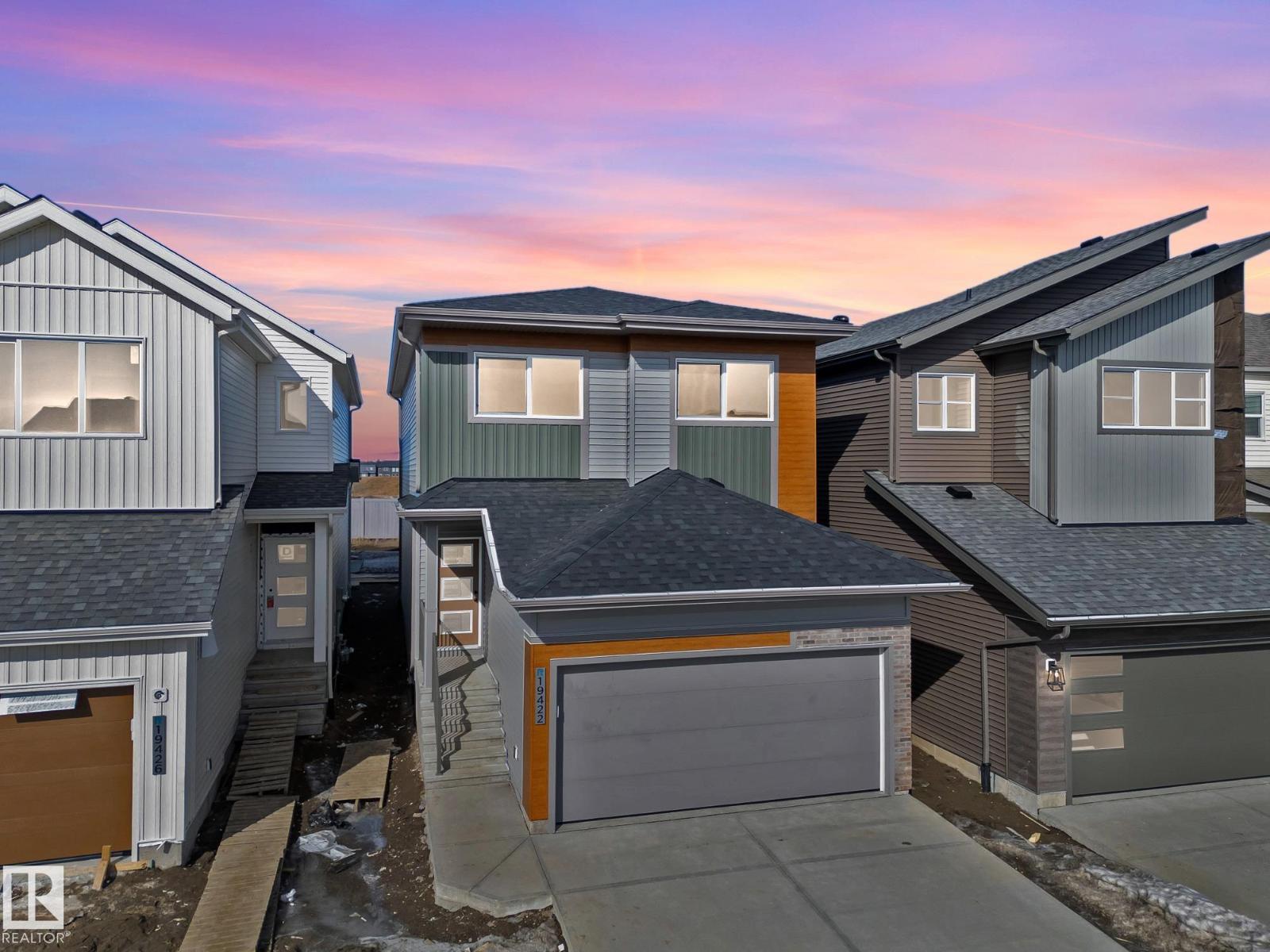19422 22A AV NW - 1