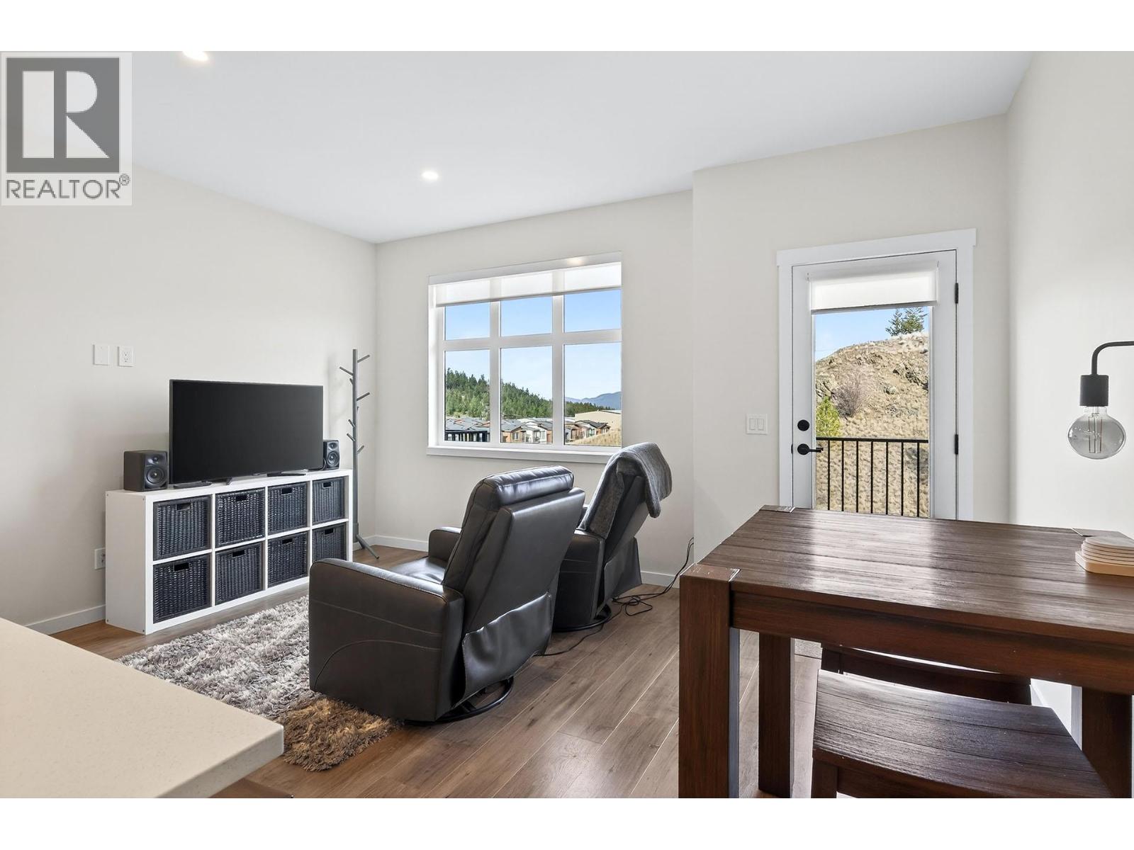 1701 FOXTAIL Drive Unit# 110, Kamloops