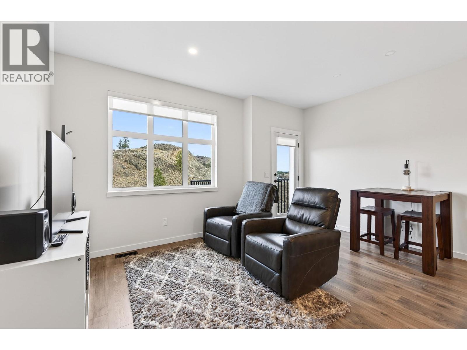 1701 FOXTAIL Drive Unit# 110, Kamloops