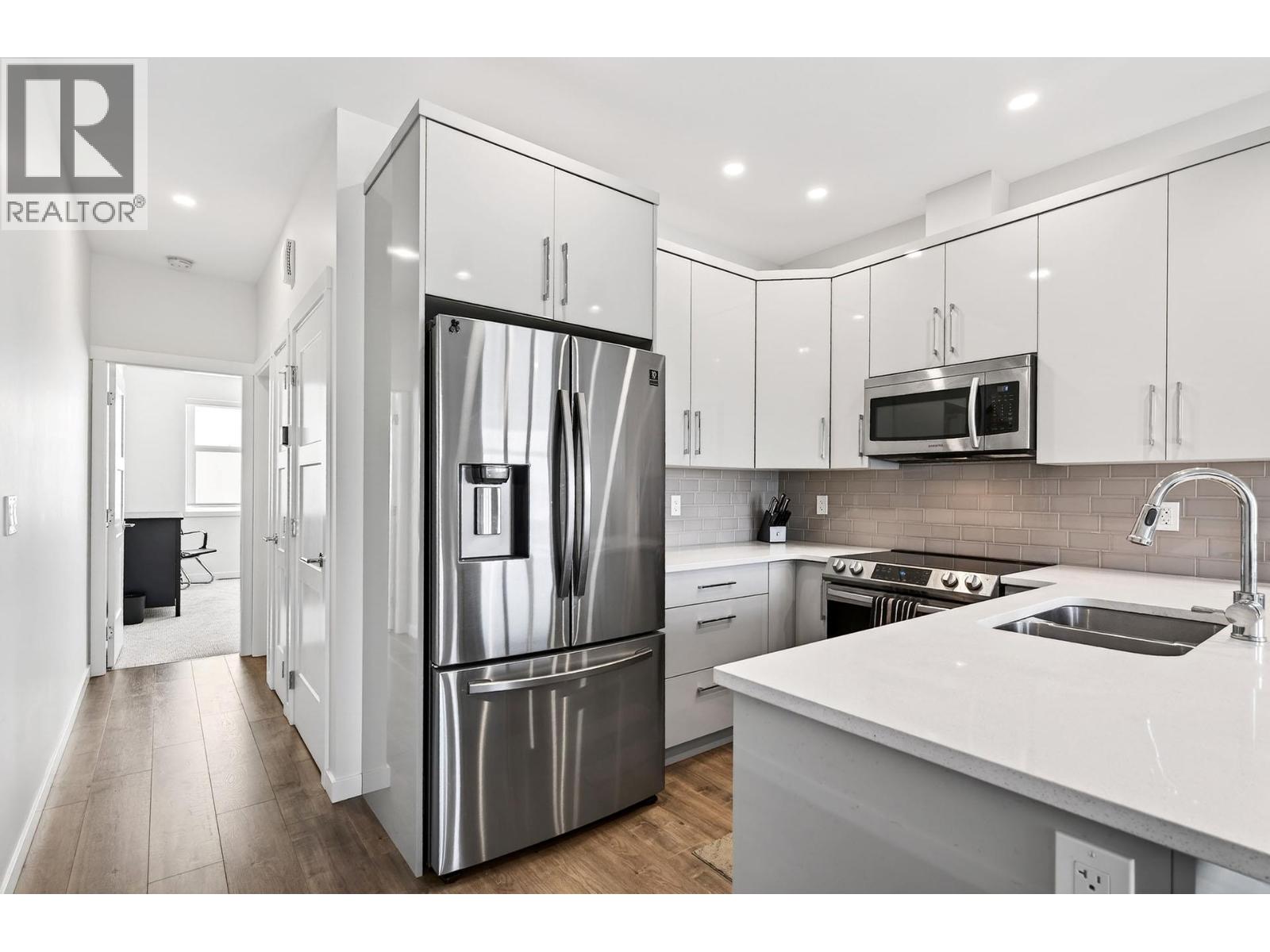 1701 FOXTAIL Drive Unit# 110, Kamloops