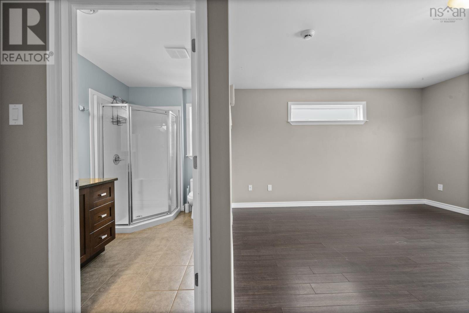 Property 28 of 50 of 49 Halef Court