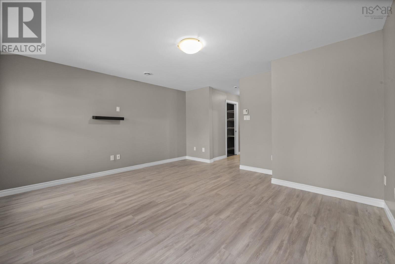 Property 39 of 50 of 49 Halef Court