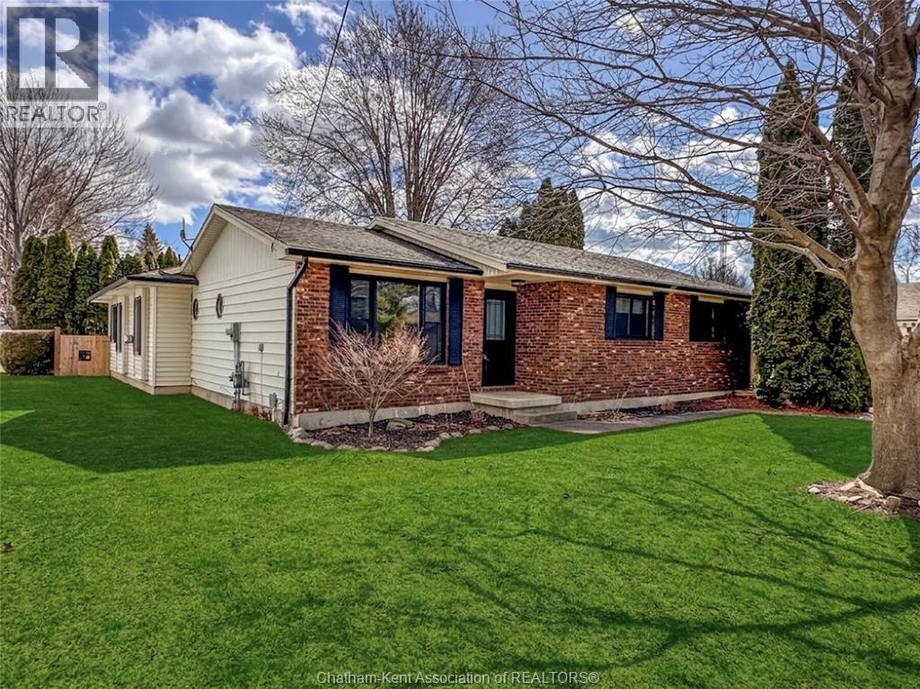 234 Wellington STREET