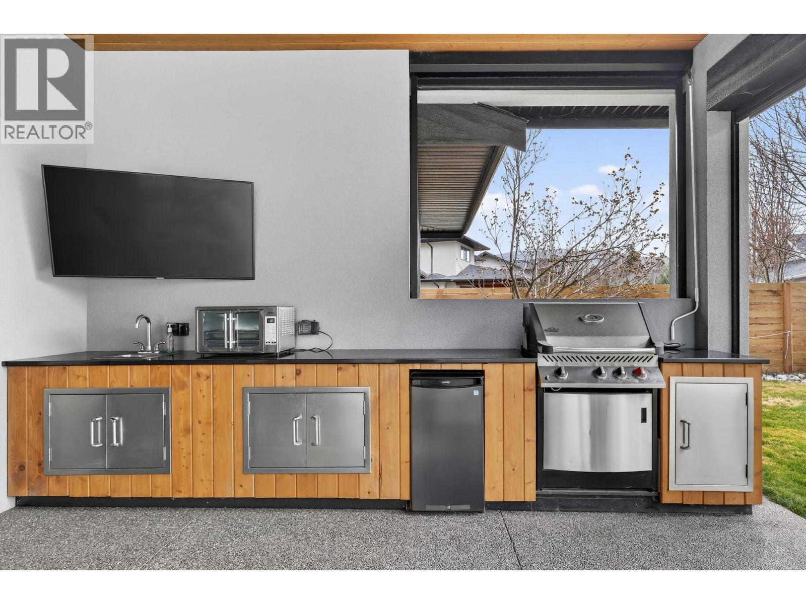  4346 Uley Road, Kelowna