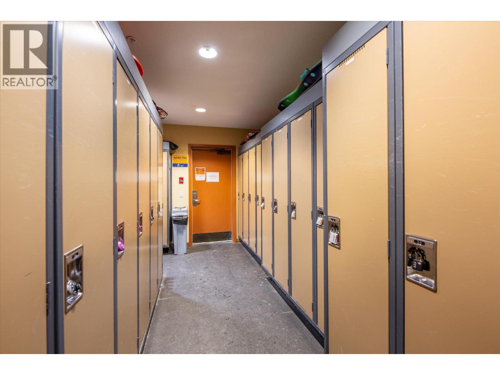 255 Feathertop Way Unit# 201, Big White