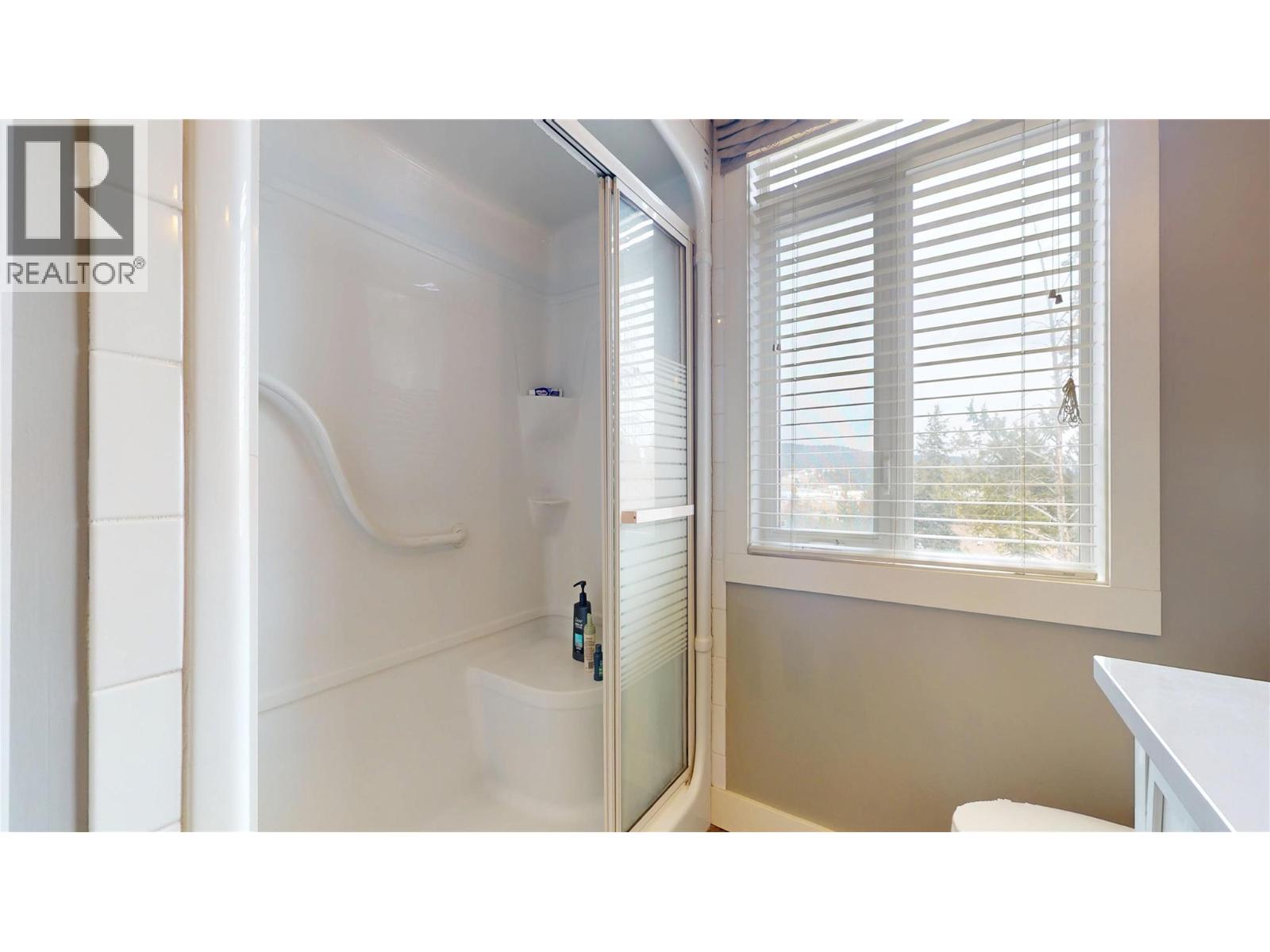 1631 Mt. Pyramid Crescent, Cranbrook