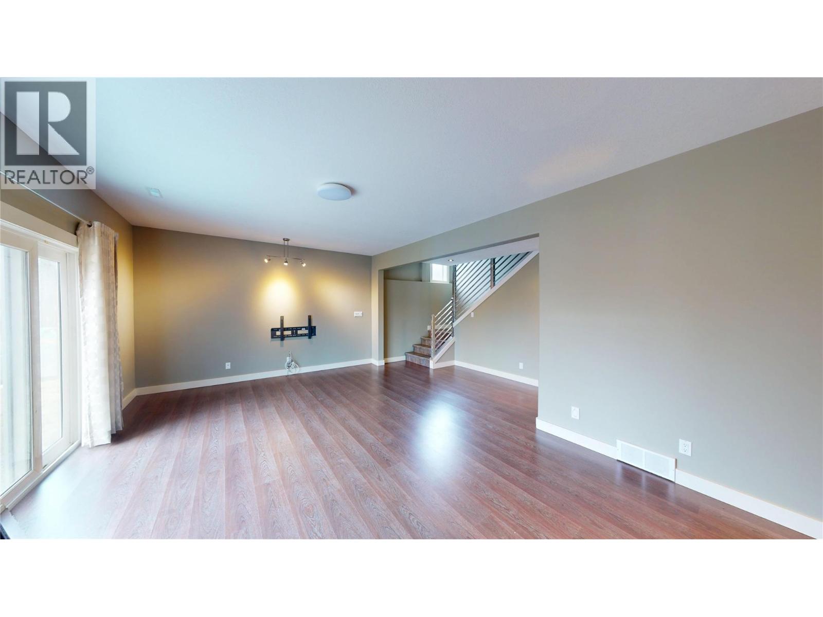 1631 Mt. Pyramid Crescent, Cranbrook