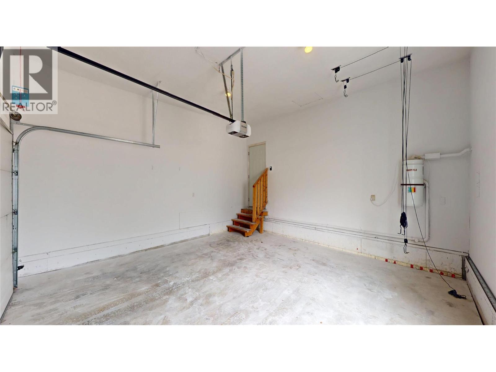 1631 Mt. Pyramid Crescent, Cranbrook