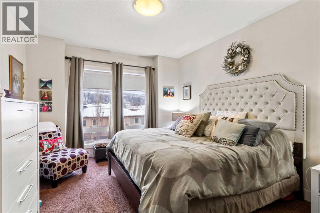 Single Family House for Sale in    Street NW Montgomery Calgary 