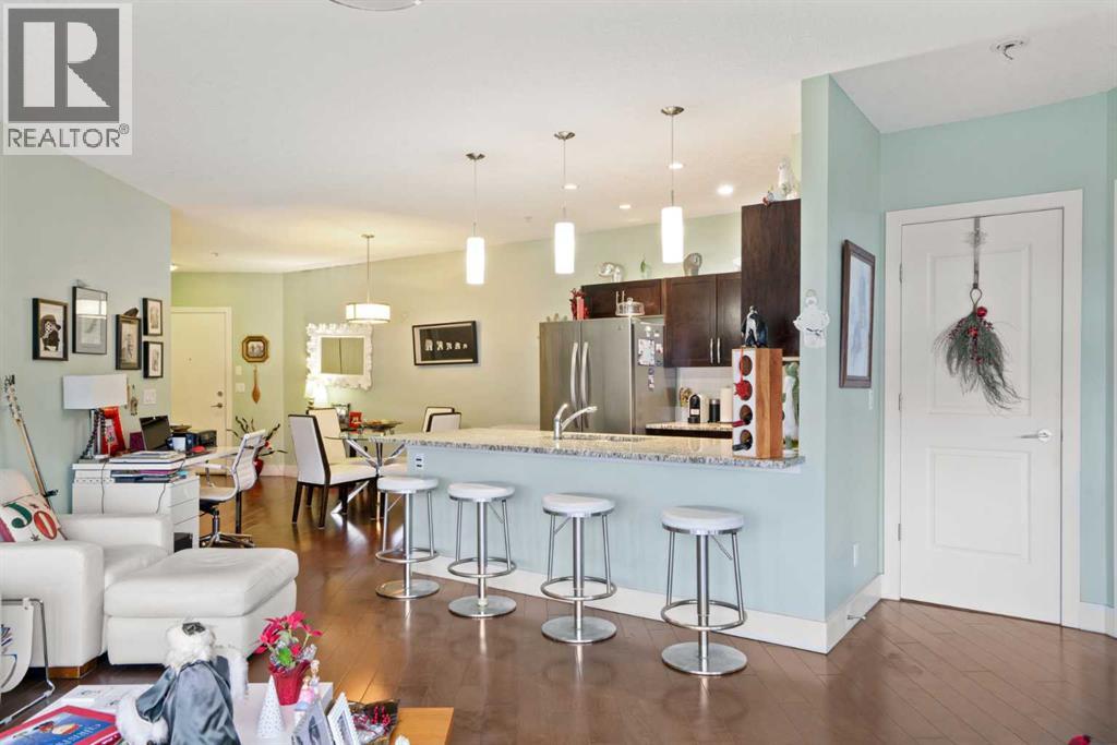 313, 1899 45 Street NW, Calgary, Alberta