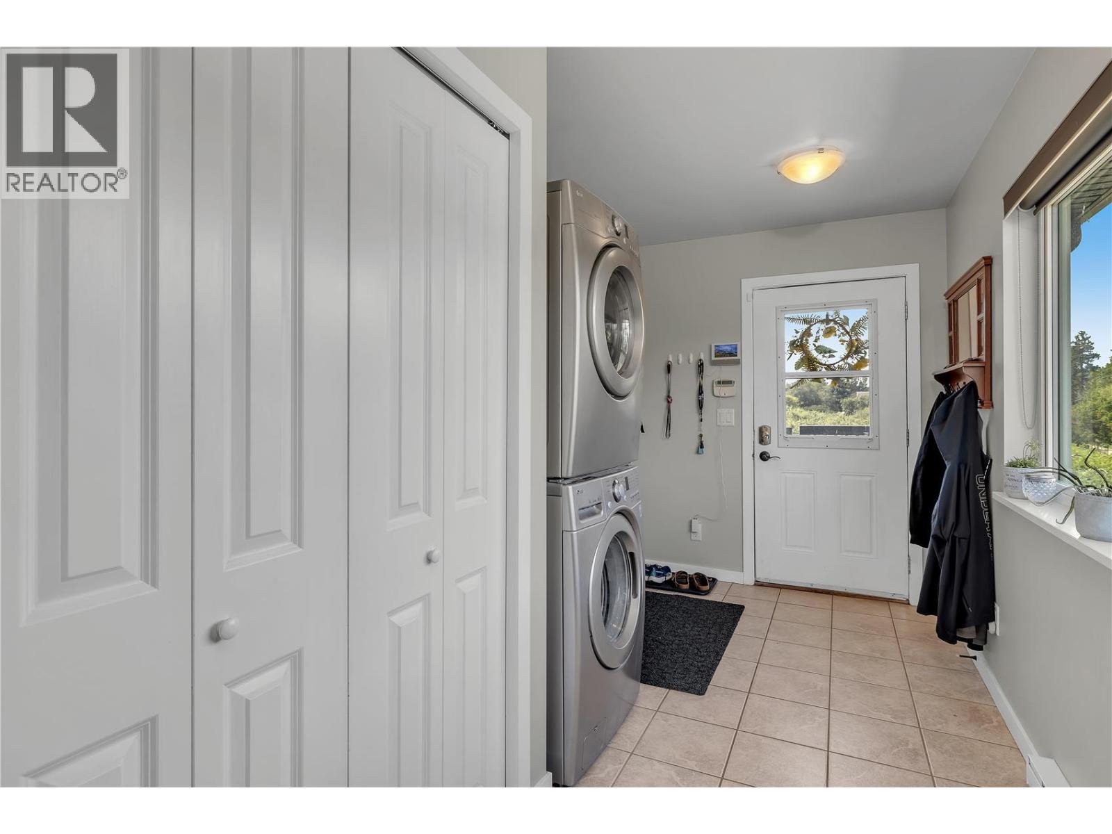 4511 Crawford Road, Lake Country