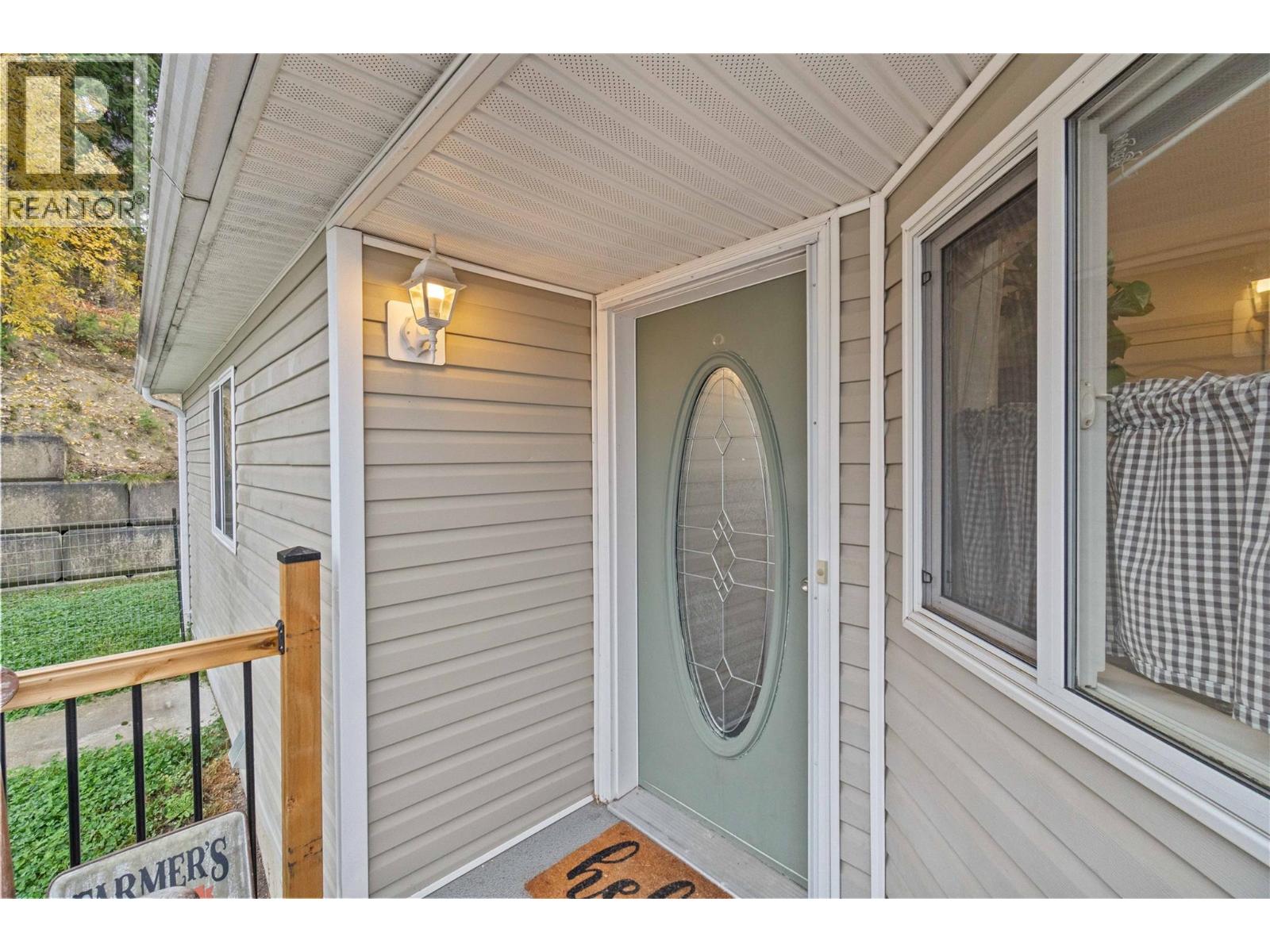 900 10 Avenue SE Unit# 27, Salmon Arm