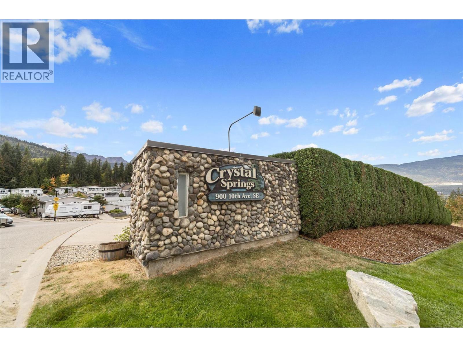 900 10 Avenue SE Unit# 27, Salmon Arm