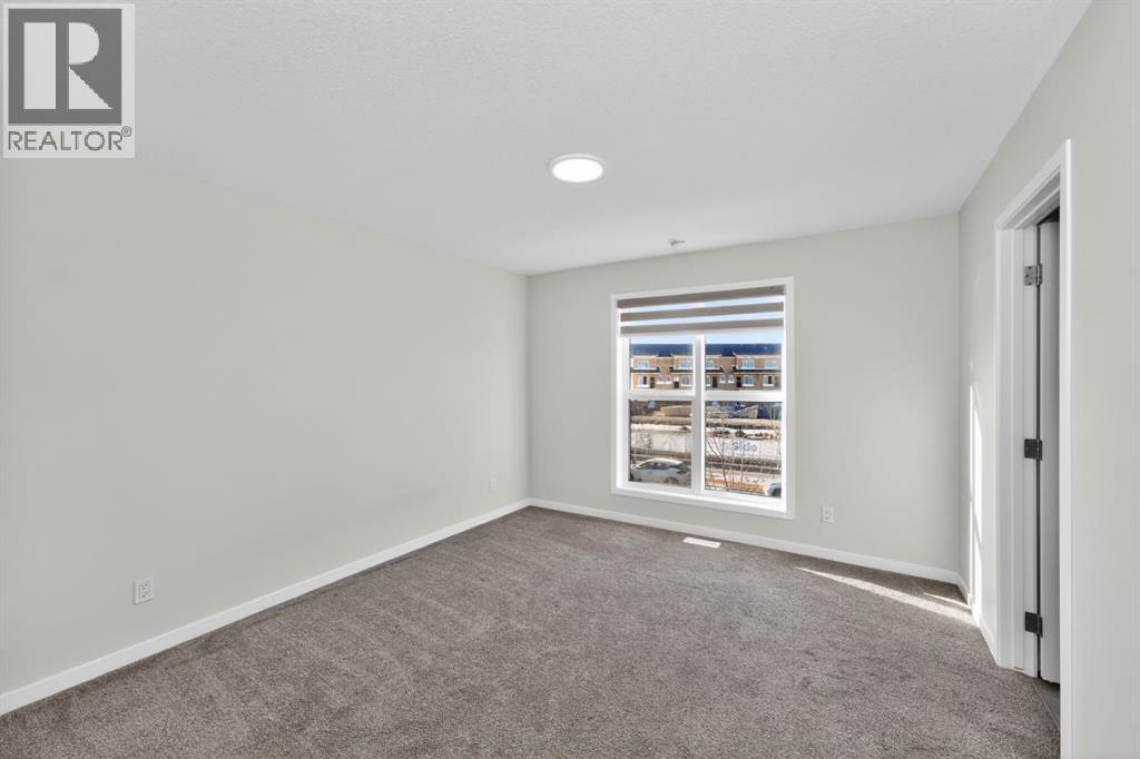 Single Family House for Sale in  Hotchkiss Drive SE Hotchkiss Calgary 