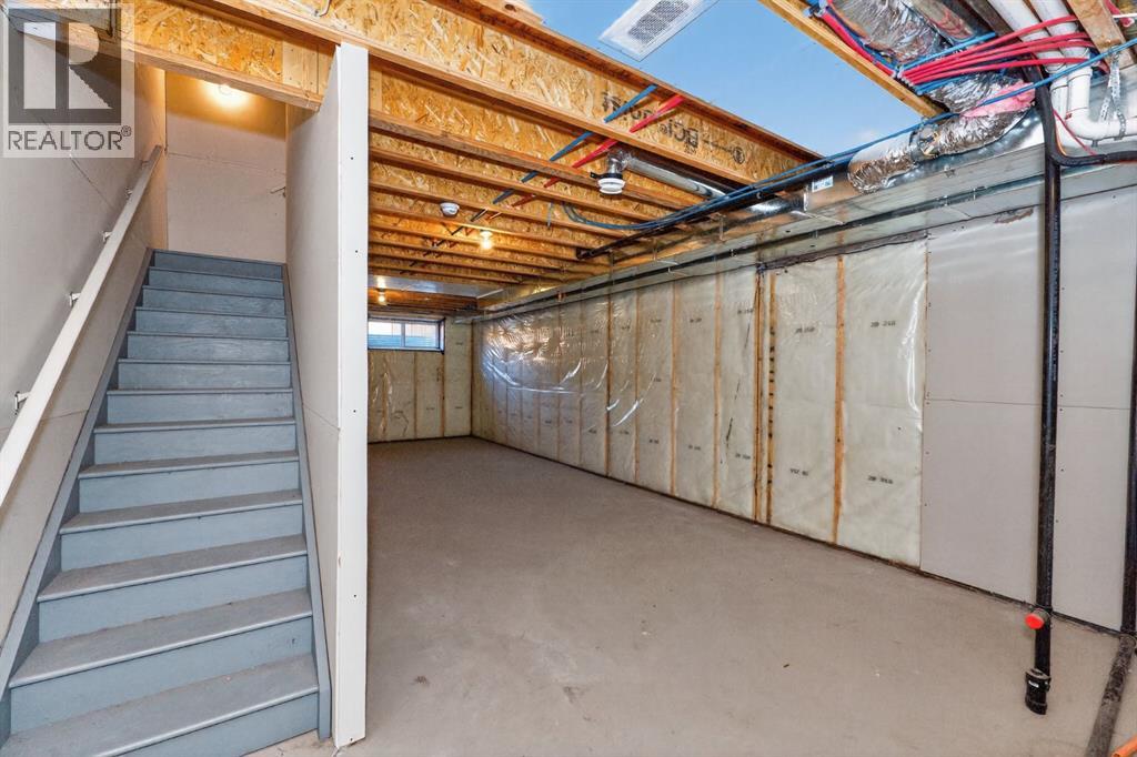 Single Family House for Sale in  Hotchkiss Drive SE Hotchkiss Calgary 