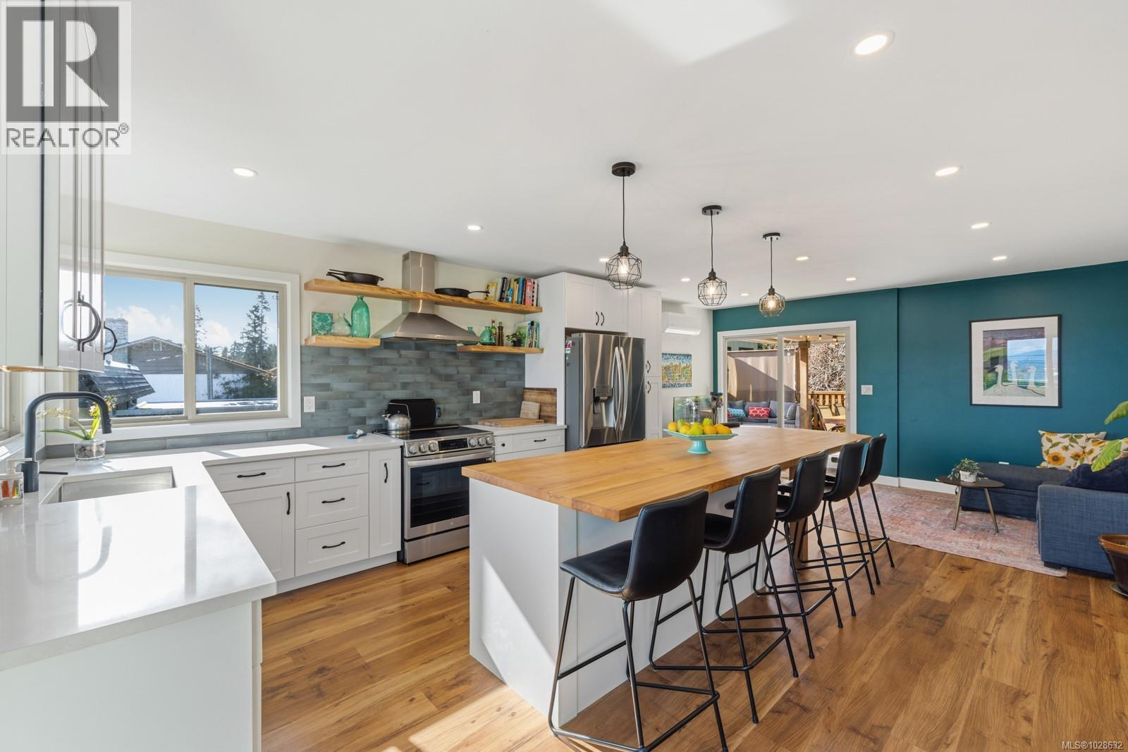 4589 KILMARNOCK DR - 7