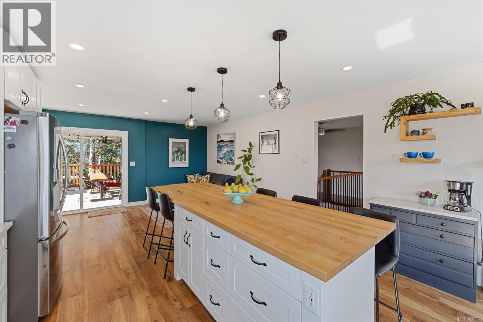 4589 KILMARNOCK DR - 8