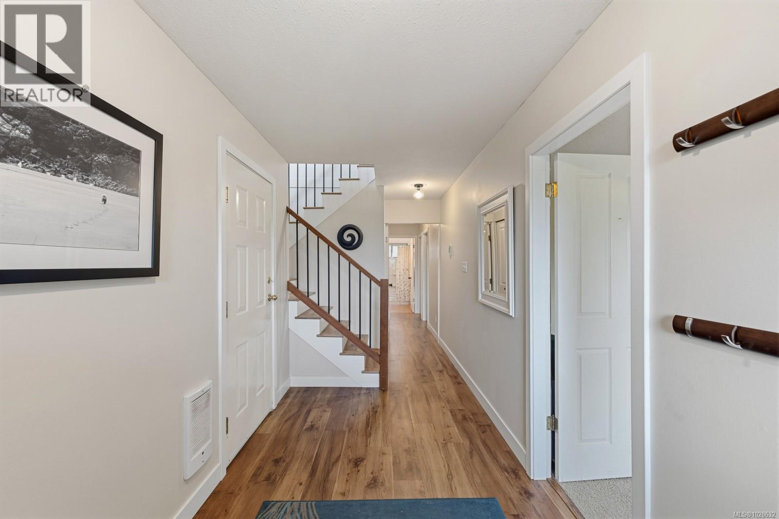 4589 KILMARNOCK DR - 42