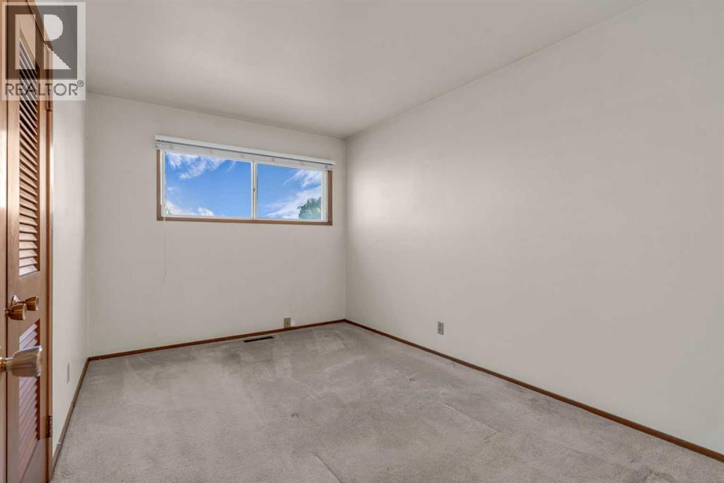 Single Family House Bungalow for Sale in  Richmond Road SW Glamorgan Calgary 