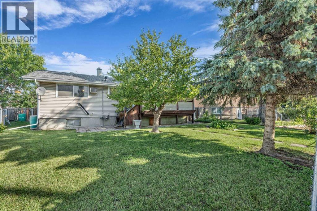 Single Family House Bungalow for Sale in  Richmond Road SW Glamorgan Calgary 