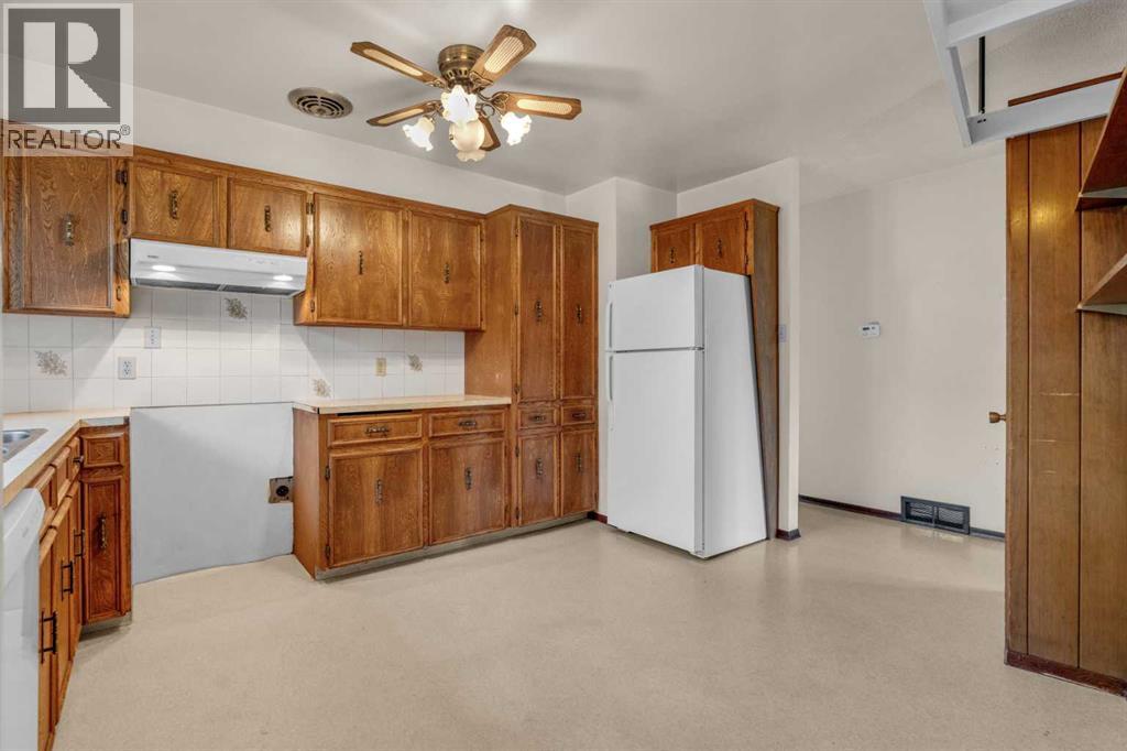 Single Family House Bungalow for Sale in  Richmond Road SW Glamorgan Calgary 