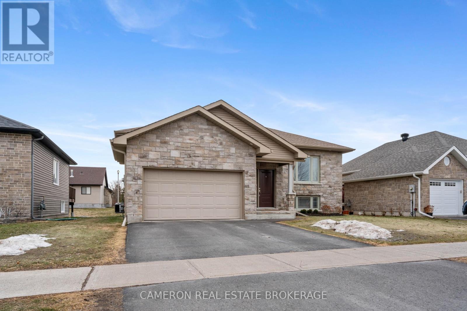 3247 NORTHDALE DRIVE — photo 33