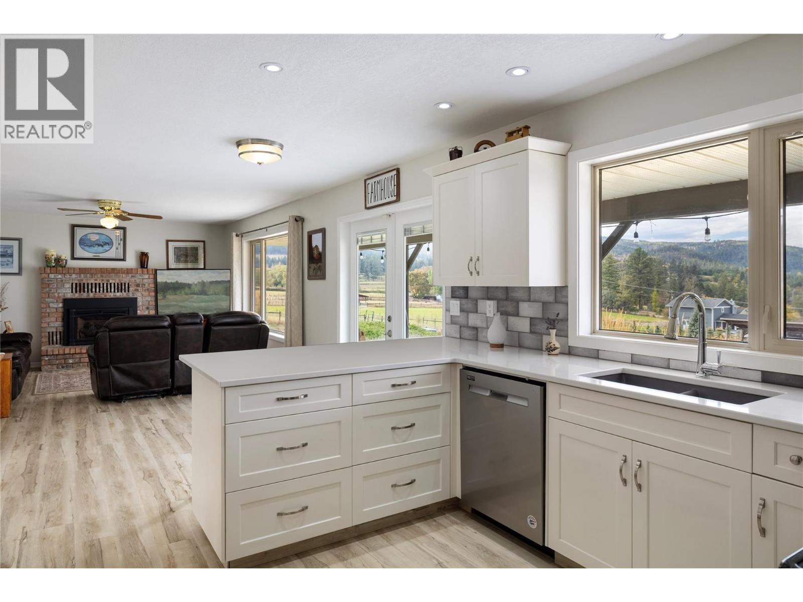 5432 Rochdell Road - 20