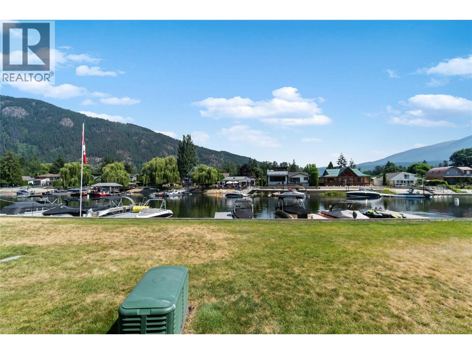 16 1455 Silver Sands Road, Sicamous