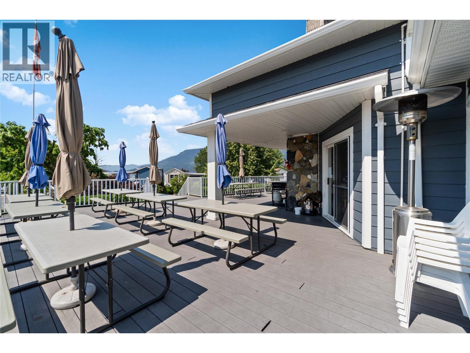 16 1455 Silver Sands Road, Sicamous