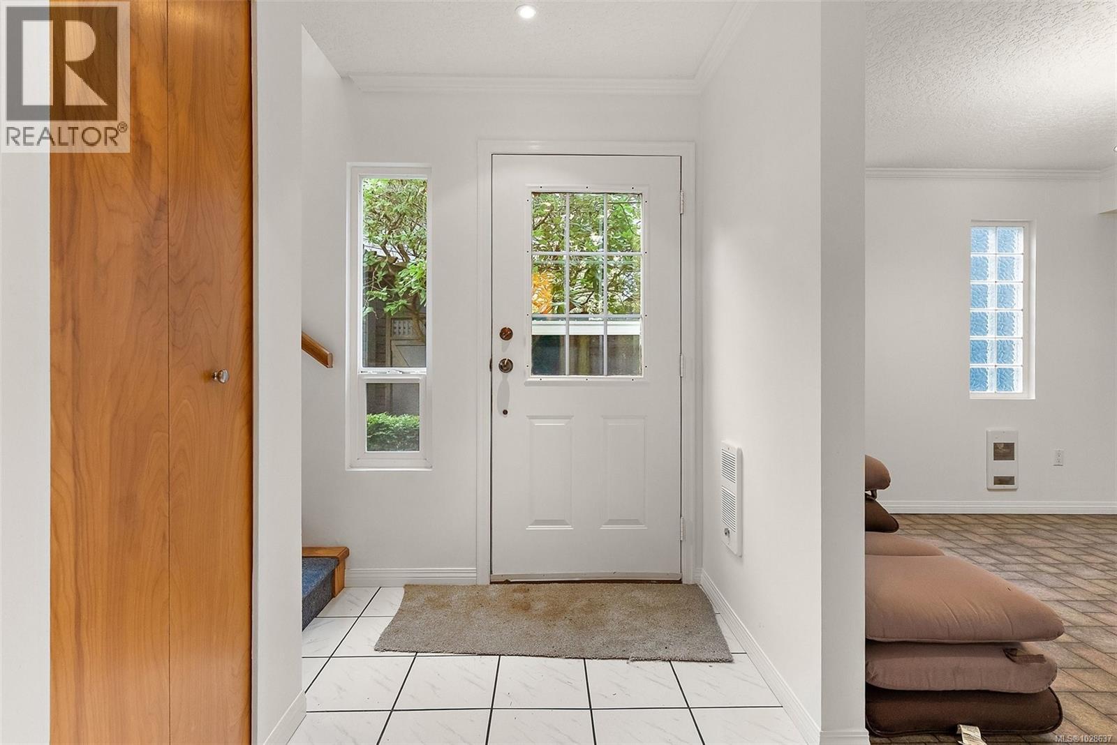 46 Falstaff Pl, View Royal