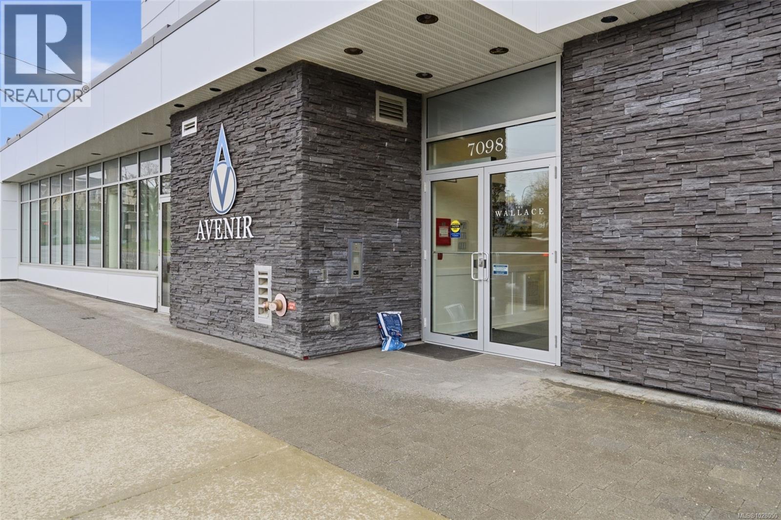 301 7098 Wallace Drive, Central Saanich