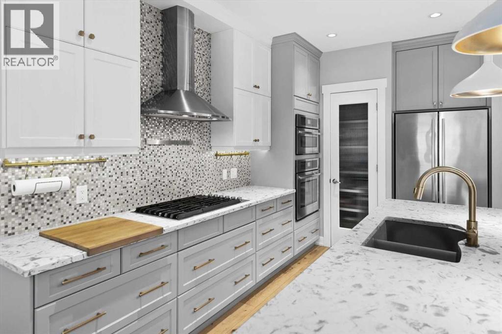 2316 22 Street NW, Calgary, Alberta