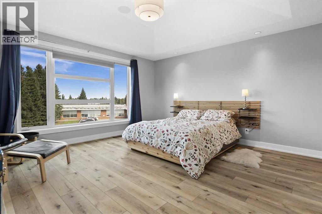 Single Family House for Sale in   Street NW Banff Trail Calgary 