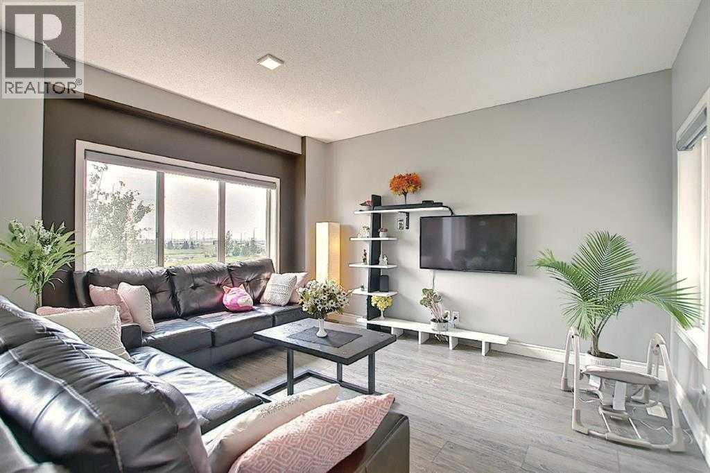 Single Family House for Sale in  Redstone Drive NE Redstone Calgary 