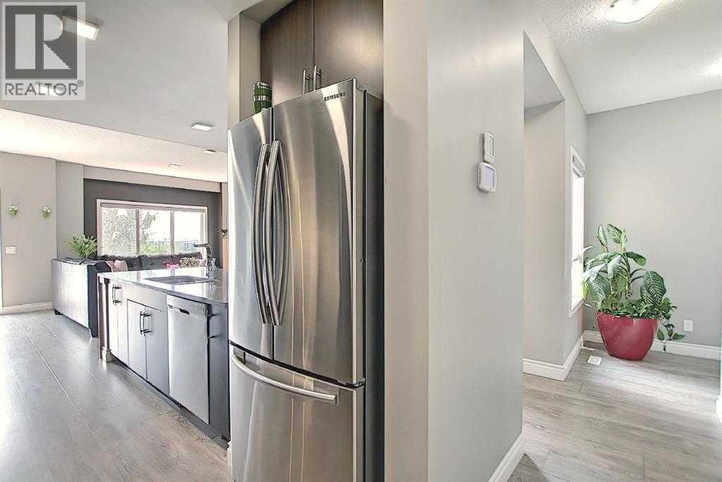 Single Family House for Sale in  Redstone Drive NE Redstone Calgary 